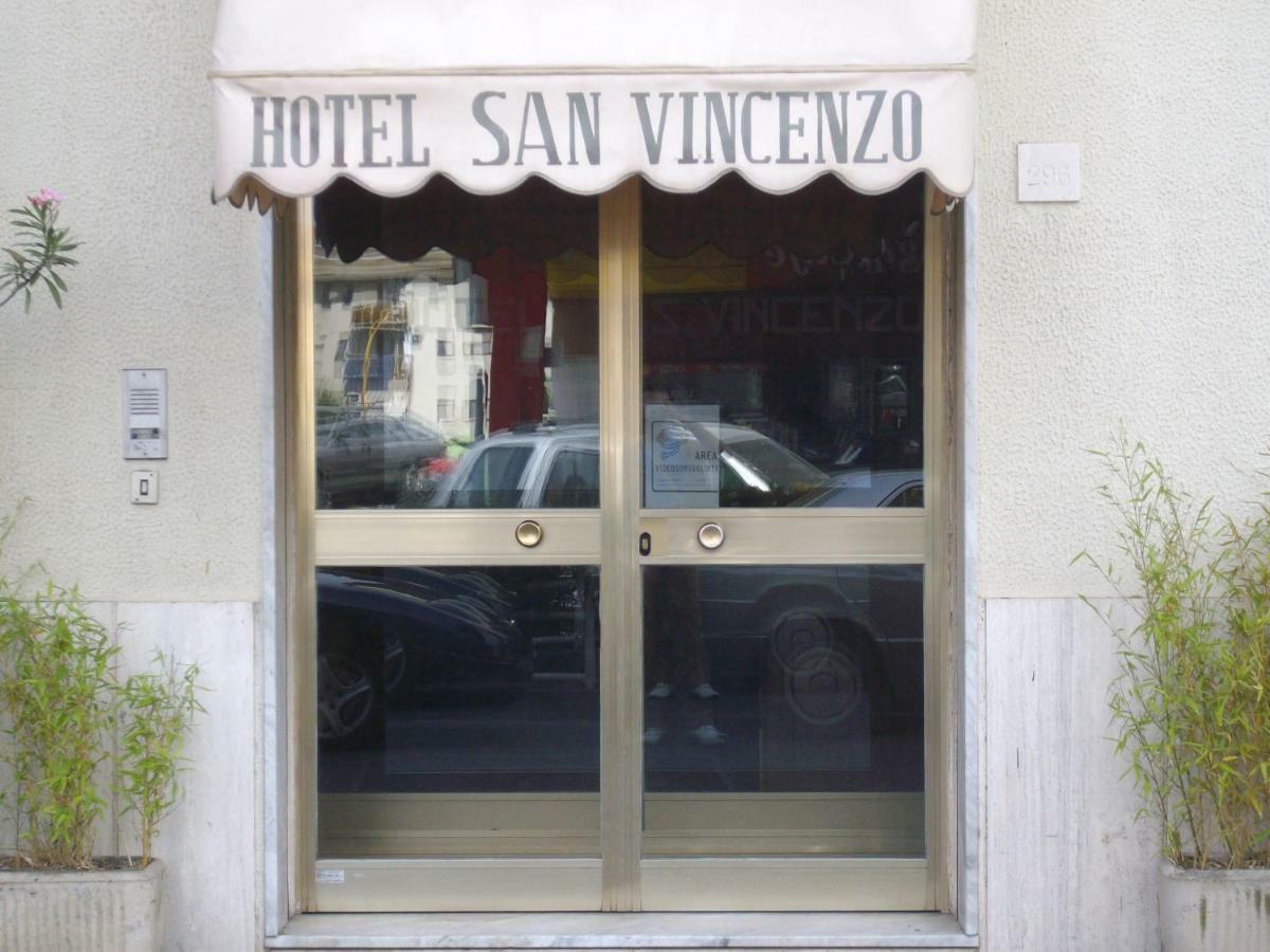 Hotel San Vincenzo Соверато-Марина Екстер'єр фото