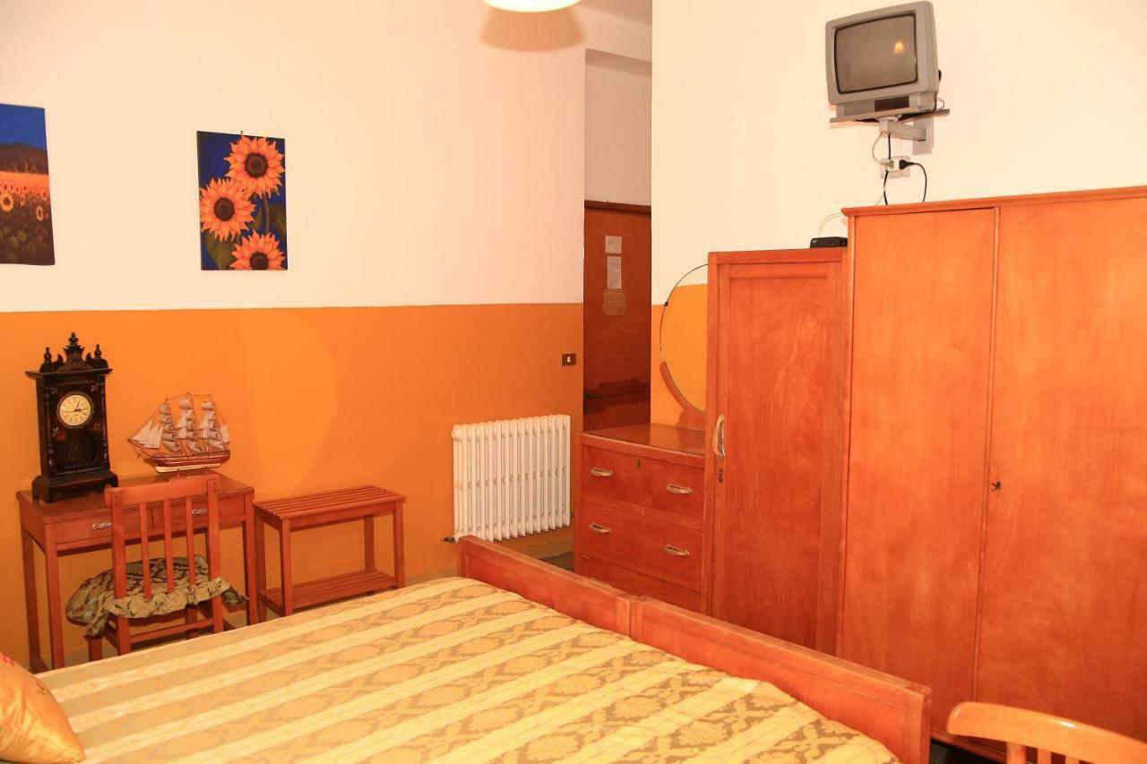Hotel San Vincenzo Соверато-Марина Екстер'єр фото